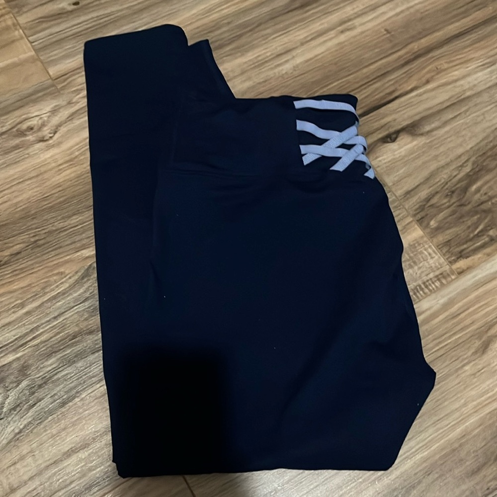 Fabletics workout leggings